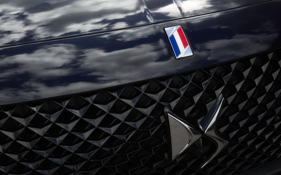 Детали экстерьера DS 7 Crossback Presidential (X74) 2017 года  (фото 10 из 10)